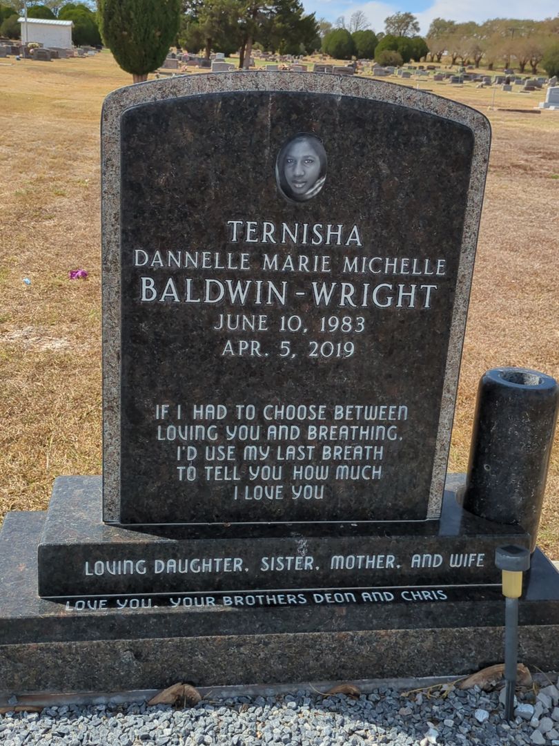 Ternisha Dannelle Marie Michelle Baldwin-Wright's grave. Photo 1
