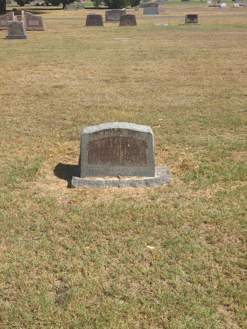 John H. Hall's grave. Photo 1
