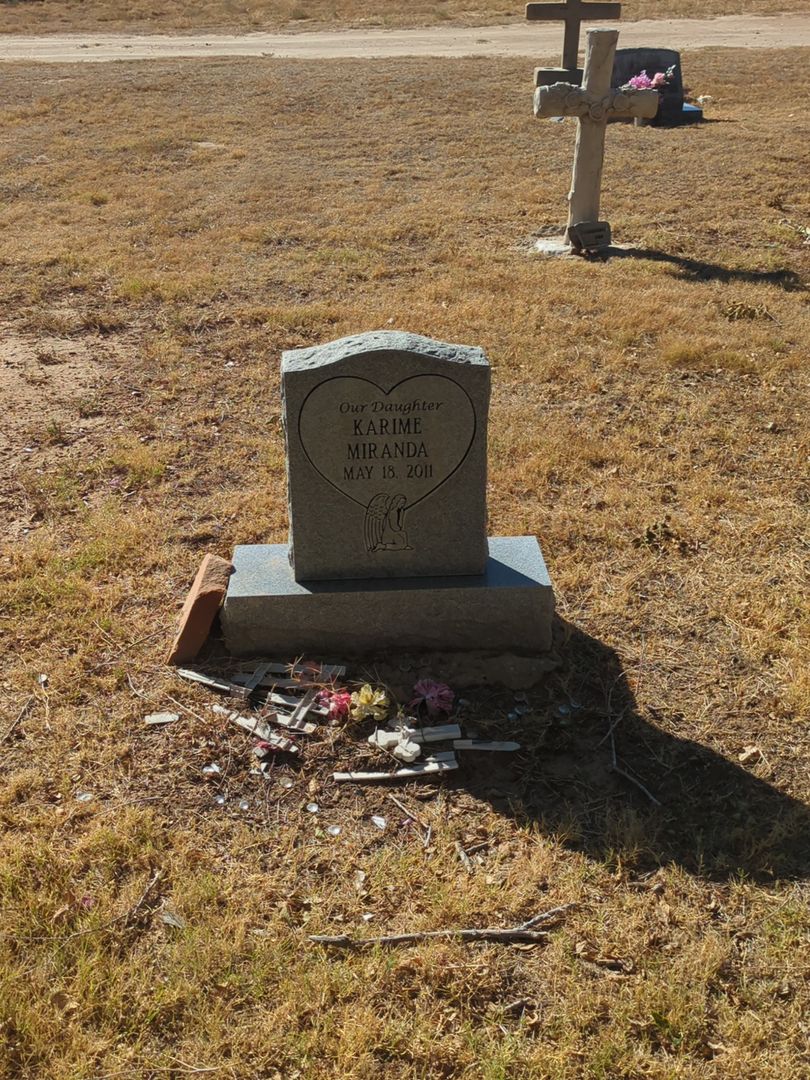 Miranda Karime's grave. Photo 1
