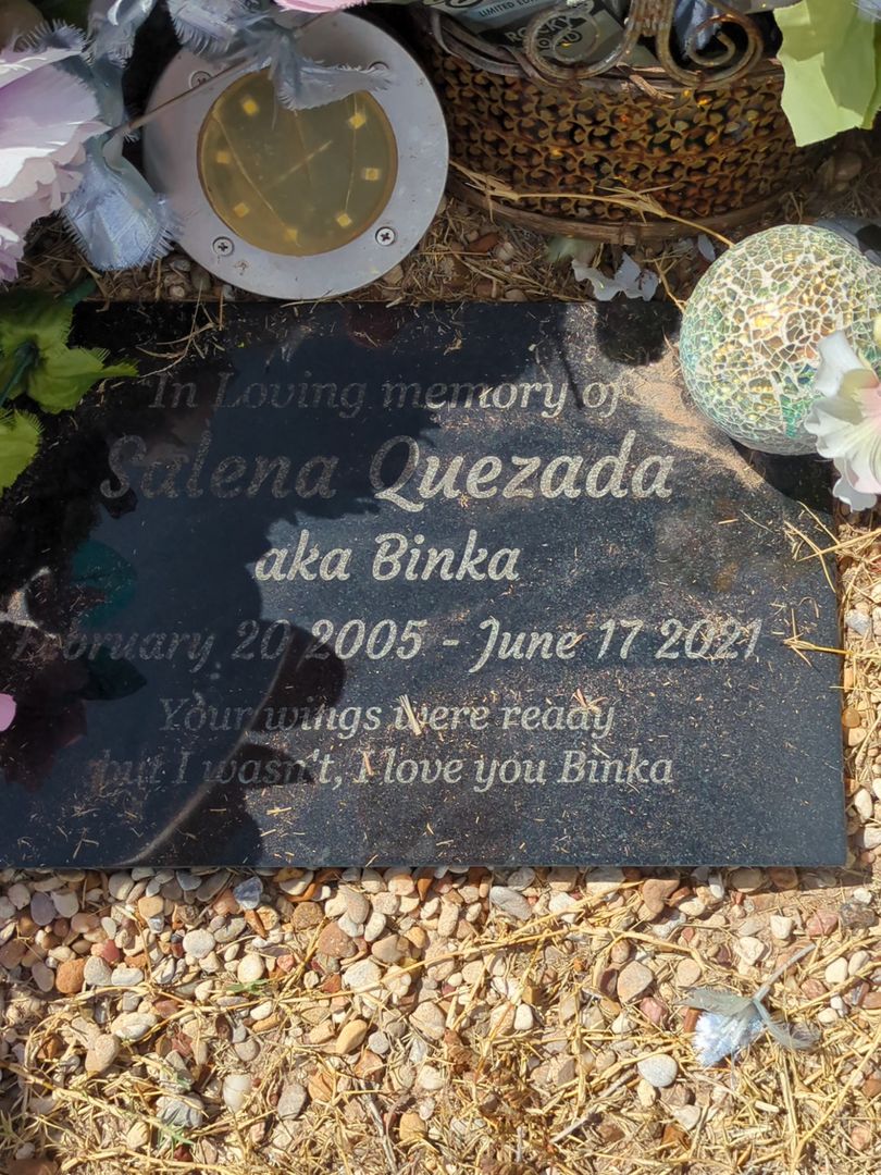 Salena "Binka" Quezada's grave. Photo 1