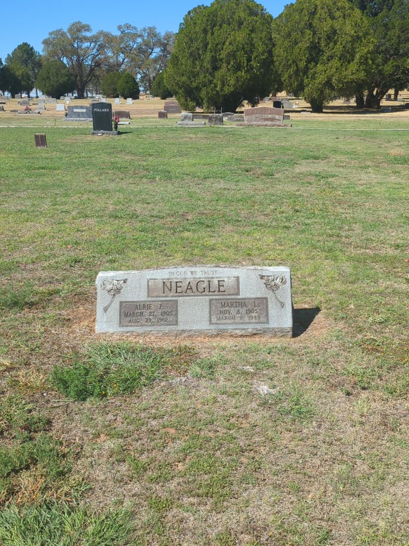 Martha L. Neagle's grave. Photo 1