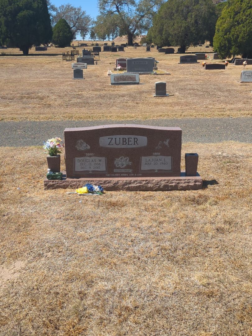 Douglas Wayne Zuber's grave. Photo 1