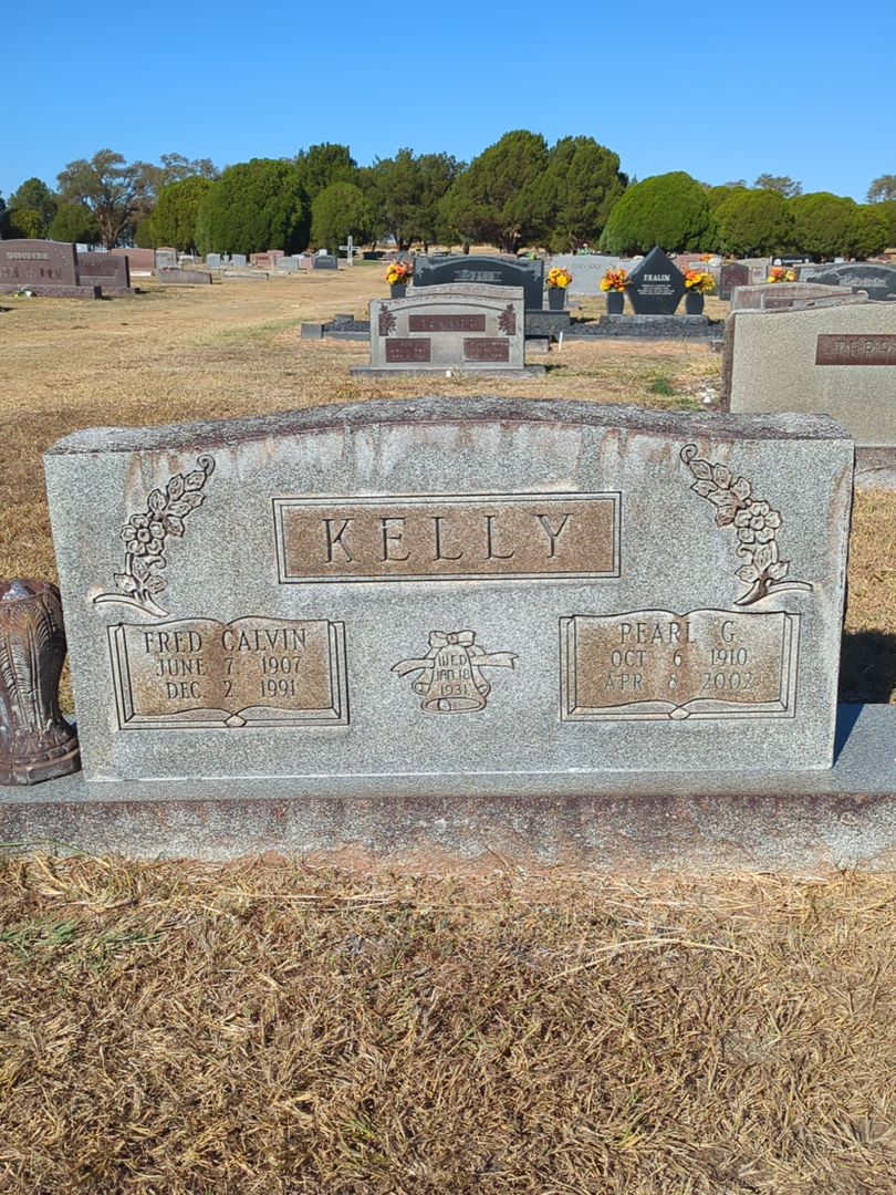 Fred Calvin Kelly's grave. Photo 1