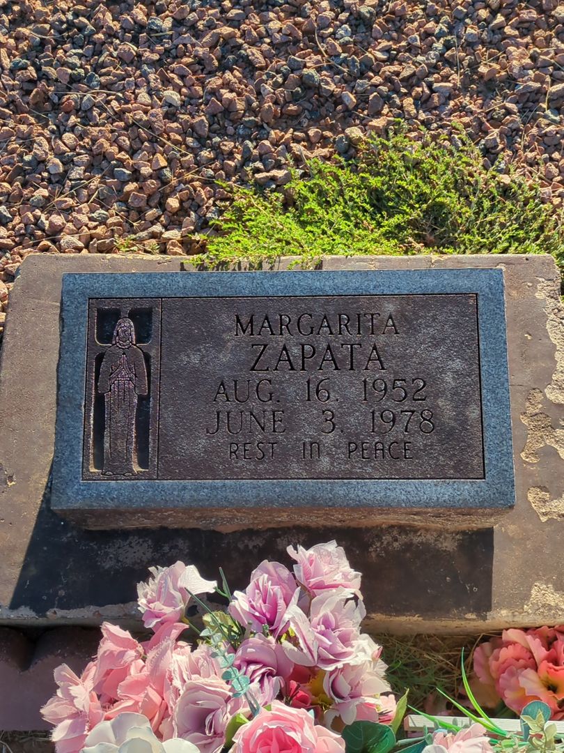 Margarita Zapata's grave. Photo 1