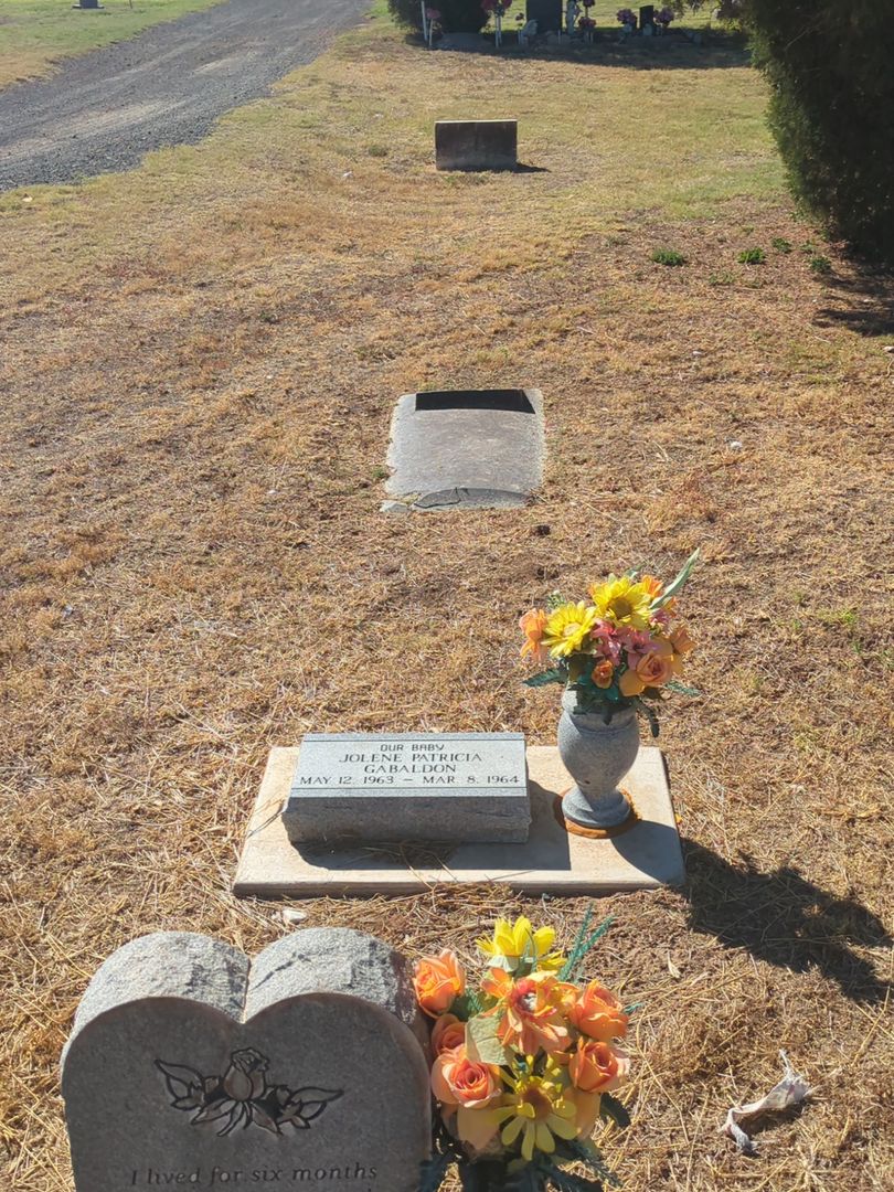 Jolene Patricia Gabaldon's grave. Photo 1