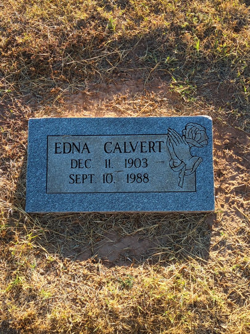 Edna Calvert's grave. Photo 1